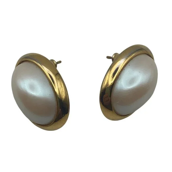 Vintage Richelieu Gold Tone Faux Pearl Oval Pierced Earrings .75 Inch Domed - Picture 2 of 10